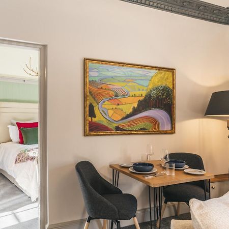 Royal View Apartments Kirkby Lonsdale Esterno foto