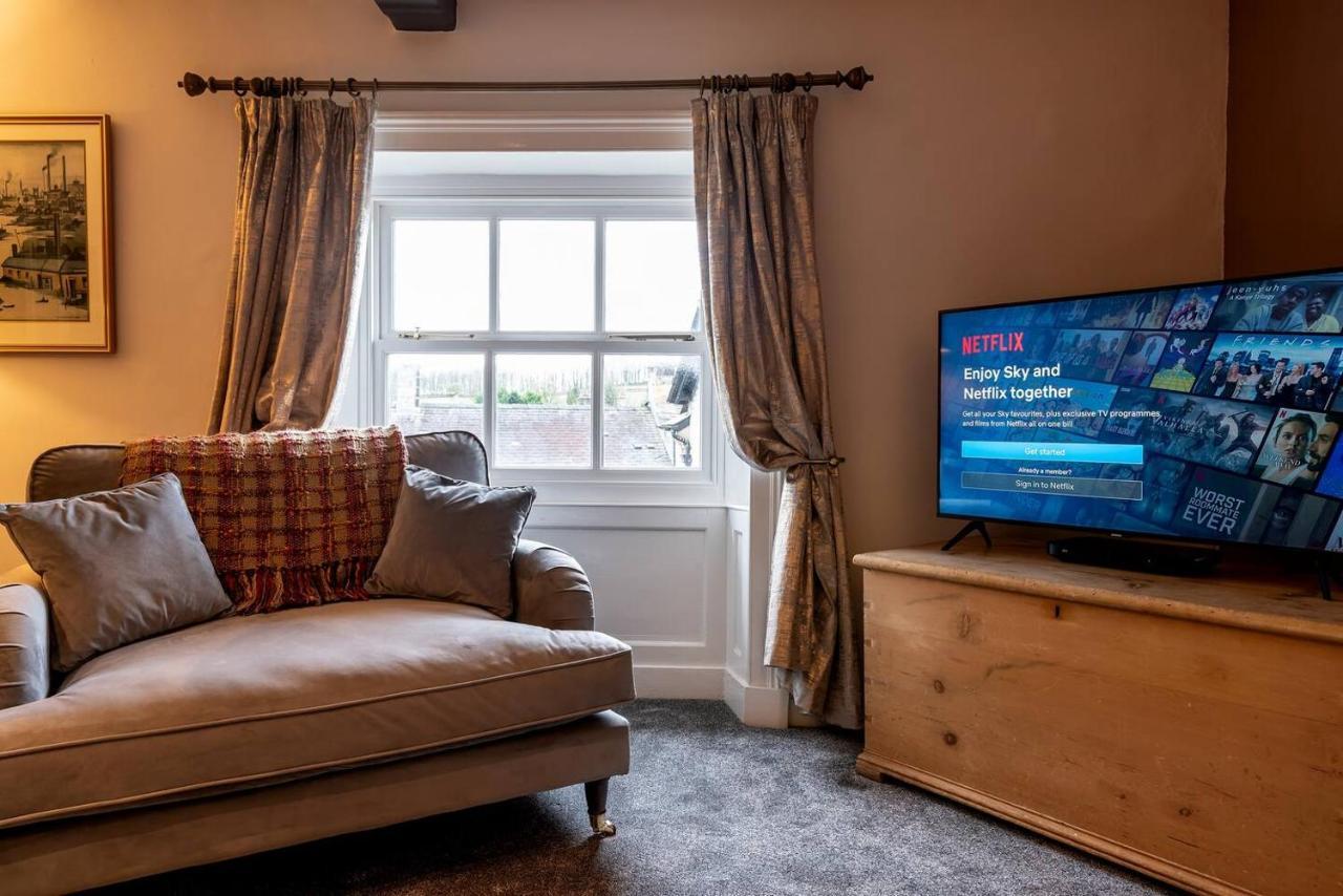 Royal View Apartments Kirkby Lonsdale Esterno foto